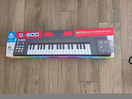 G-600 Digital Piano