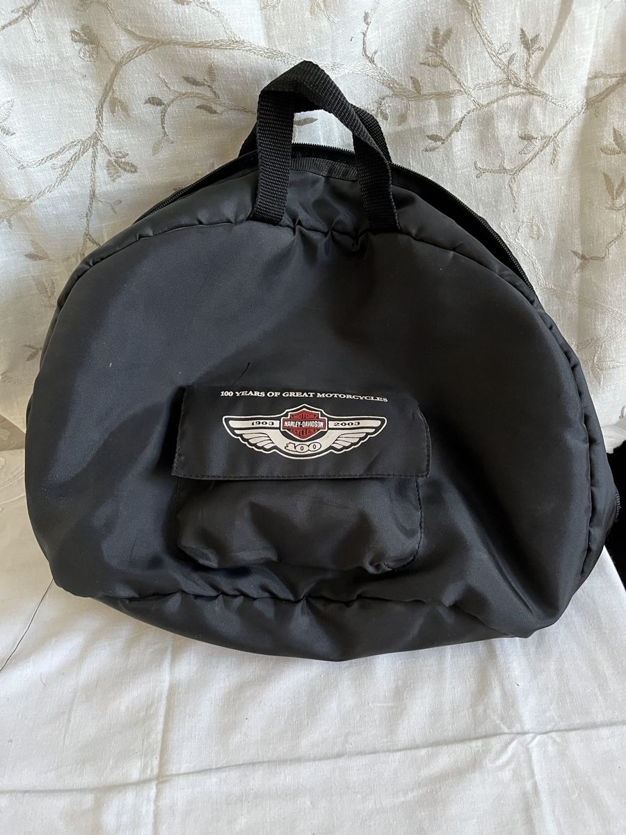 Harley-Davidson Taschen: Harley-Davidson Helm Tasche schwarz – Gebraucht aus Wängi von Sasu 1