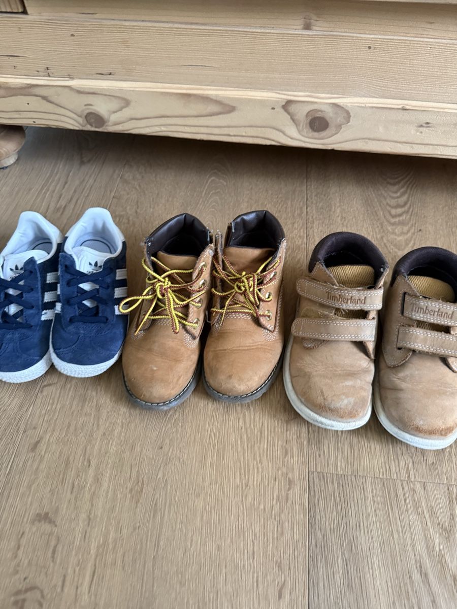 Scarpe per ragazzi: Kinderschuhe Gr. 25-26 – Usato da Küsnacht ZH venduto da Loette 4