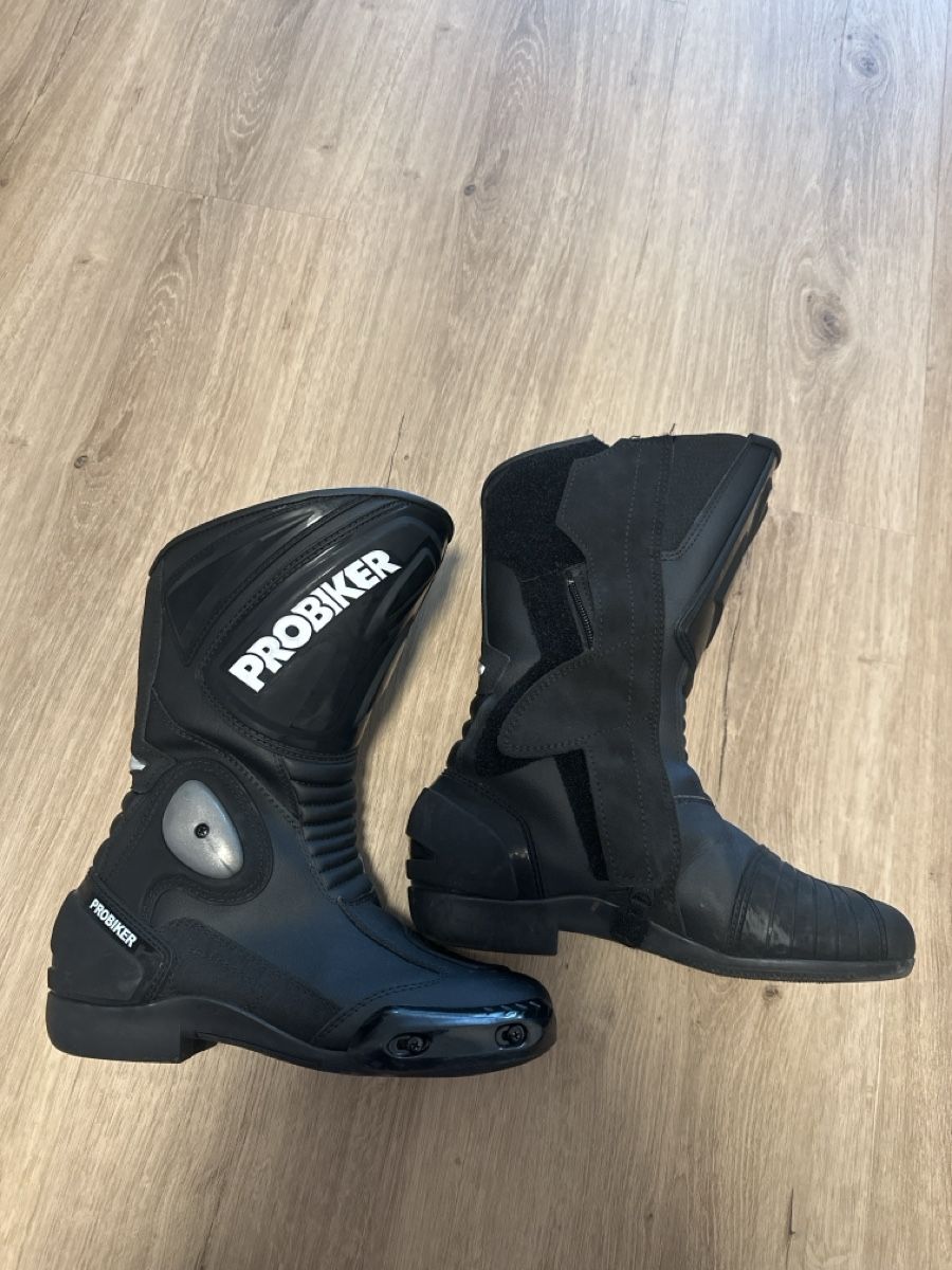 Scarpe da donna: Motorradstiefel – Usato da Aadorf venduto da a.racic