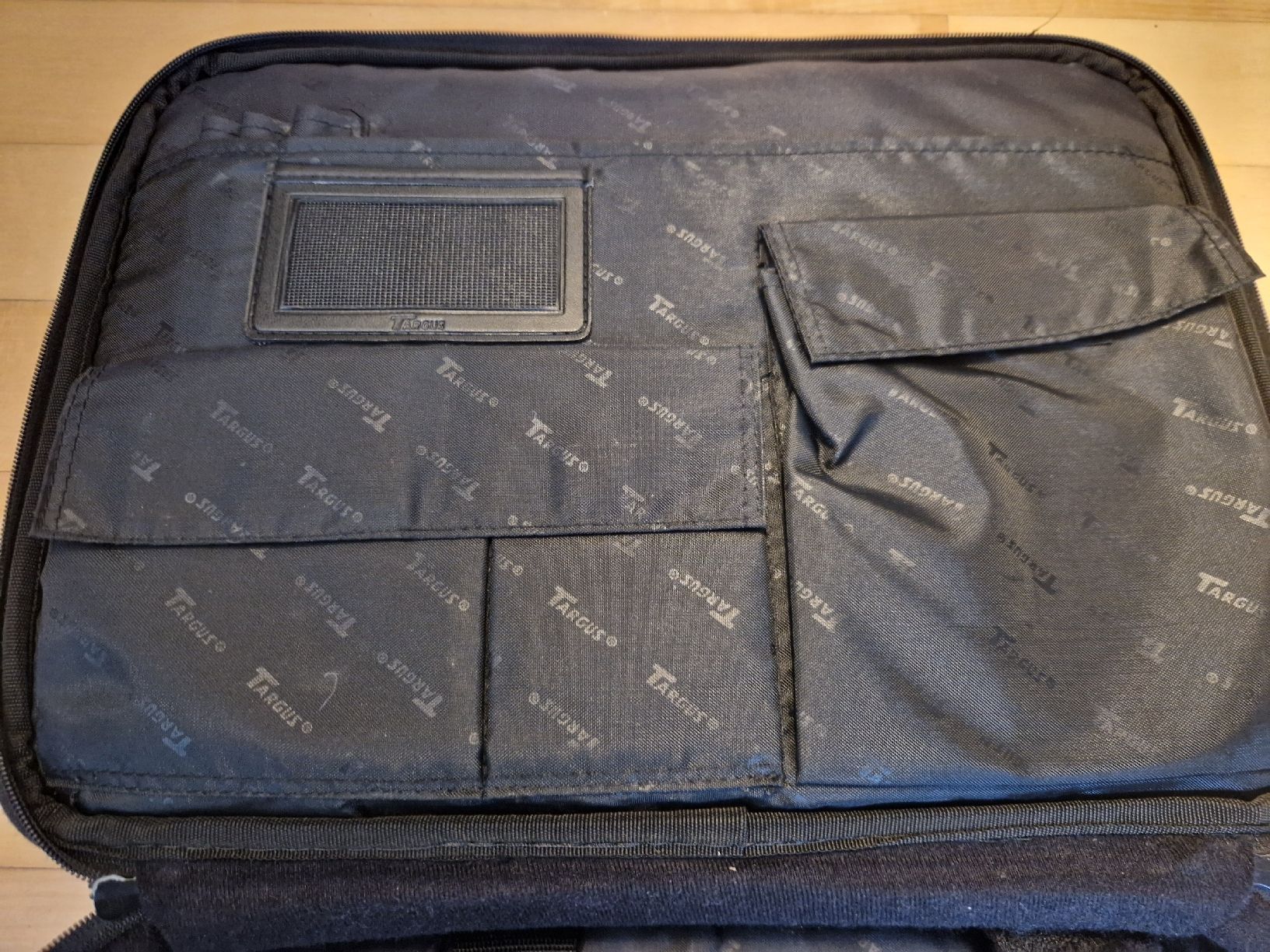 Targus Borse: Targus Notebook Tasche – Nuovo (secondo la descrizione) da Zürich venduto da Salesmaker 3