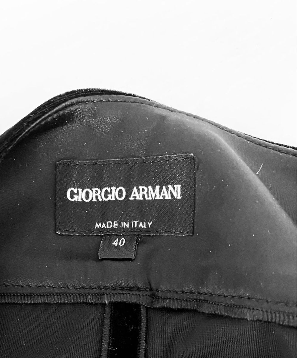 Armani Pantalons: Samthose Giorgio Armani 36 (It. 40) – D'occasion à Oberglatt ZH par jul_nhy7 3