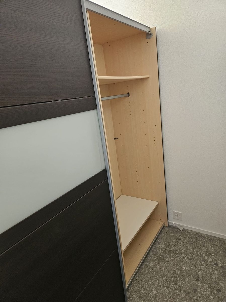 Armadi: Kleiderschrank mit Schiebetüren – Usato da Birmensdorf ZH venduto da bel_s9jr 3