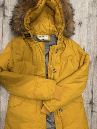 Winterjacke gelb
