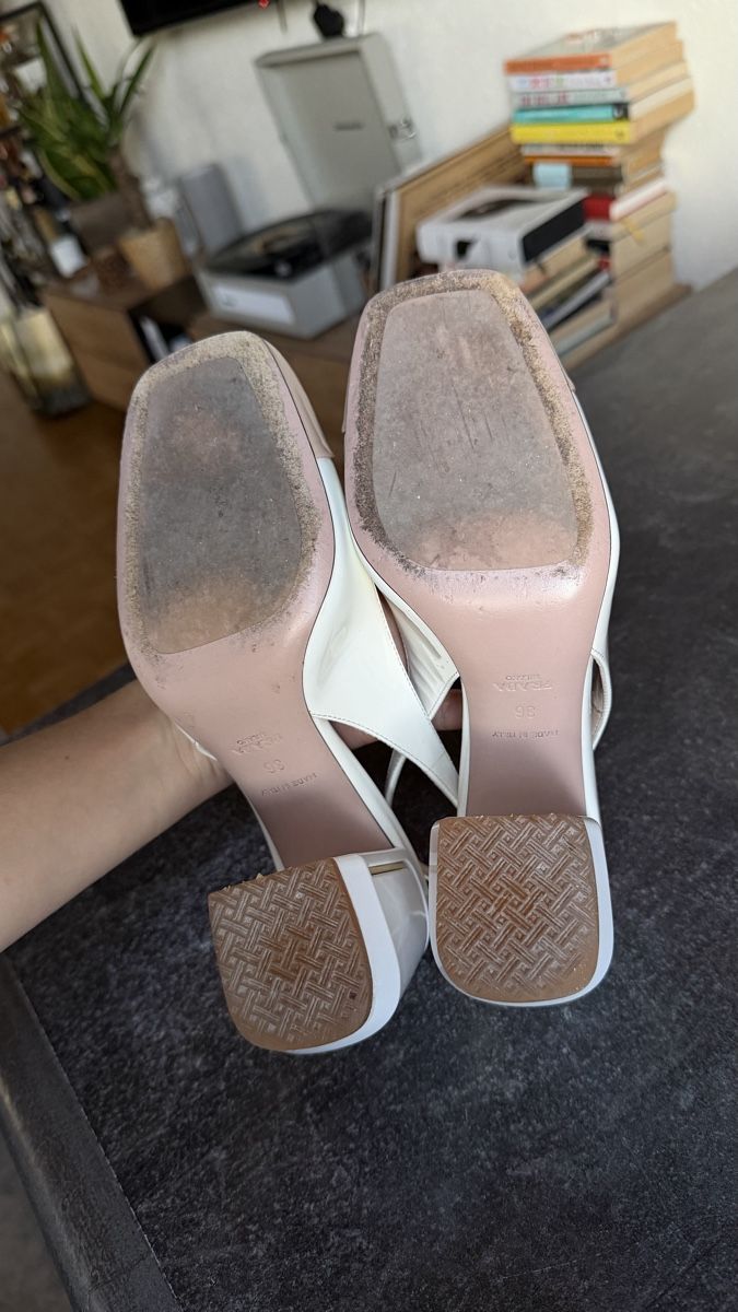 Prada Scarpe da donna: Prada heels – Nuovo (secondo la descrizione) da Sattel venduto da vik_p826 6
