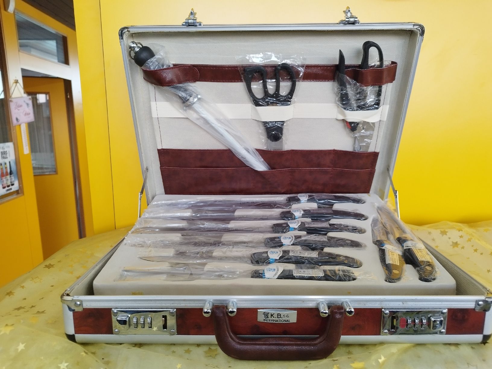 Set di posate: Messer & Besteck-Set – Nuovo (secondo la descrizione) da Brislach venduto da SAAB_11