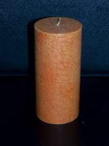 Candele: Stearin-Stumpenkerze - orange – Nuovo e nell'imballaggio originale da Mauren venduto da Yeelen