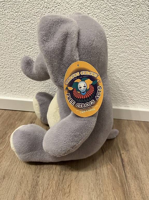 Giocattoli: Plüschtier Elefant – Usato da Zürich venduto da BigRock89 1