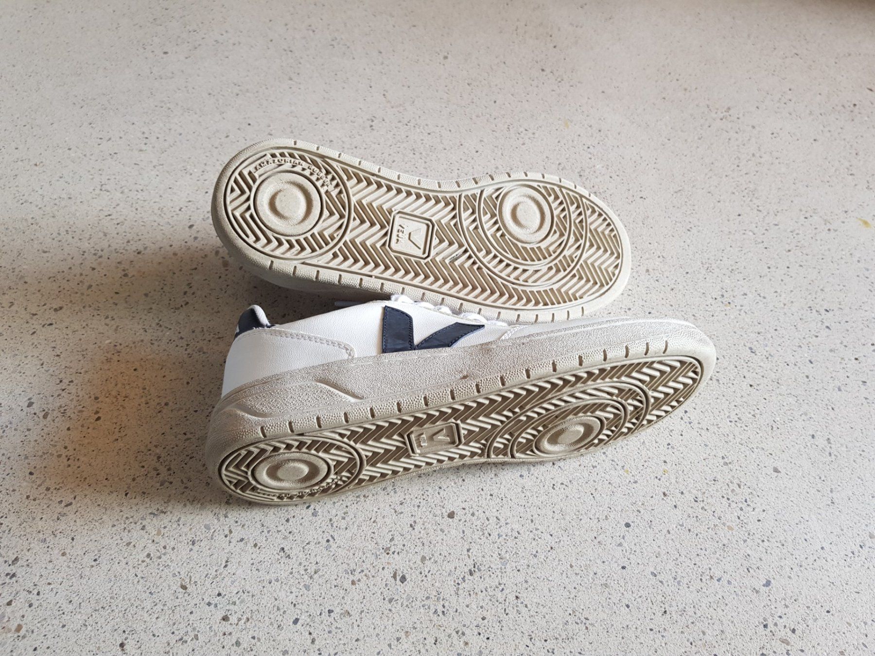 Veja Scarpe da donna: Veja Damen Sneaker Grösse 39 – Usato da Basel venduto da fafa68 5