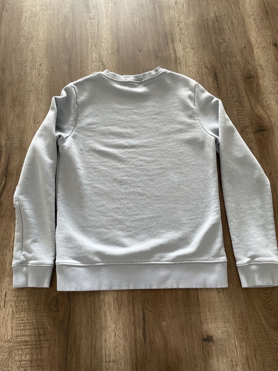 Calvin Klein Giacche & Cappotti: Sweat Calvin Klein Jeans bleu clair T.10 – Usato da Yverdon-les-Bains venduto da mar_hg5t 4
