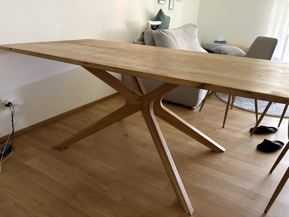 Tische: Holztisch zu Verkaufen – Gebraucht aus Horw von vivianearnold_ 3