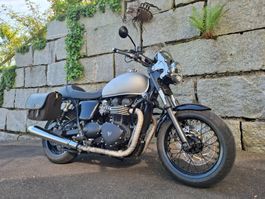 Triumph Bonneville Newchurch SE
