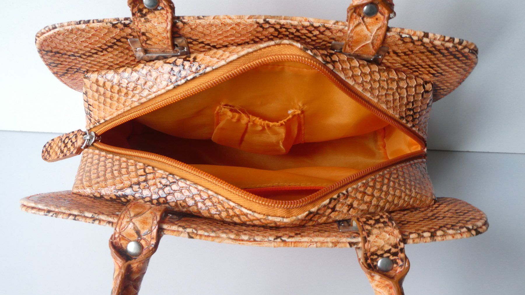 Borse da donna: Handtasche Wildtierlook Design Animal Look Vintage – Usato da Frauenfeld venduto da Astra13 8