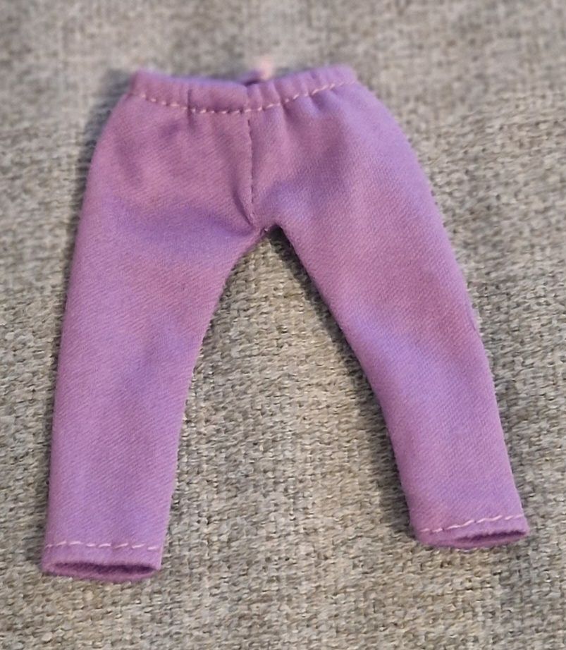 Bambole: Pantalon pour Barbie – Usato da Couvet venduto da Pioune