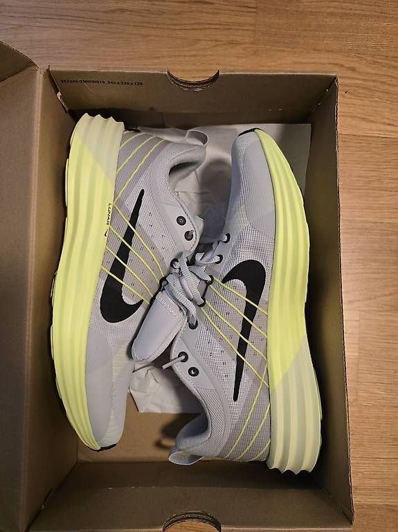 Scarpe da uomo: Nike Lunar Roam Gr. 10.5 / 44.5 Neu – Usato da Wil SG venduto da Niike1 1