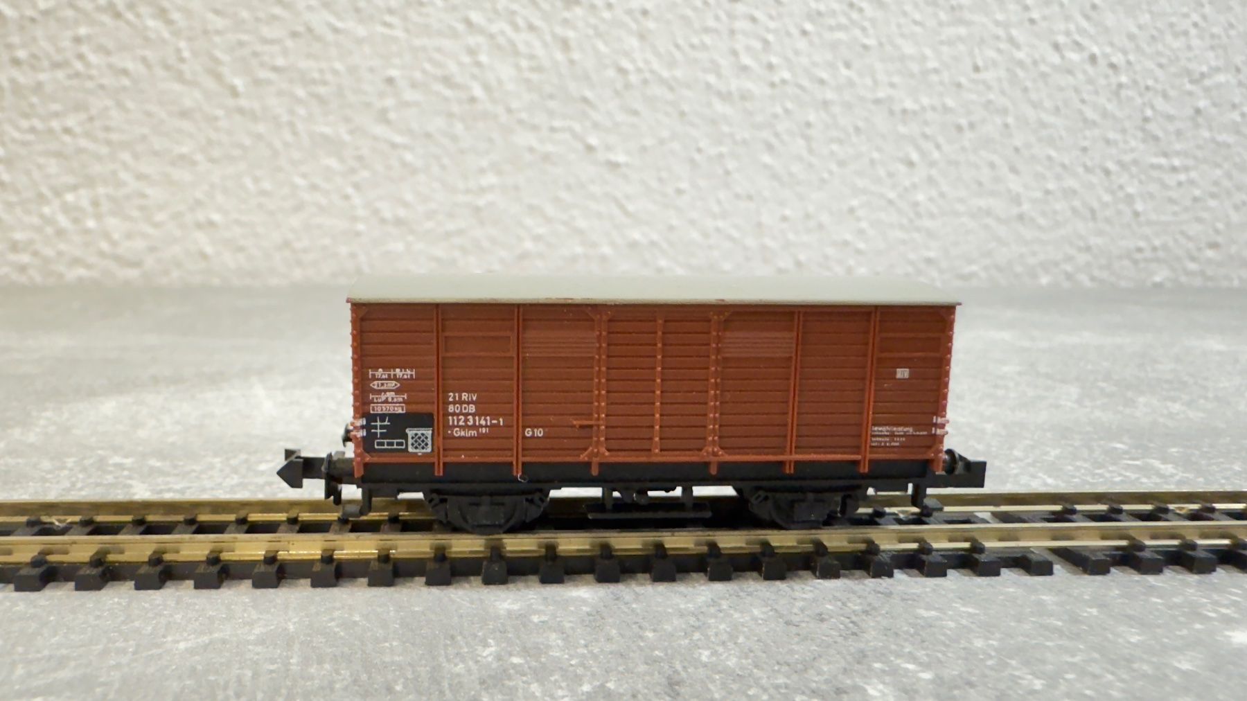 Trix Modellini di ferrovie: Trix Gedeckter Güterwagen Spur N – Usato da Windlach venduto da Kelebra 3