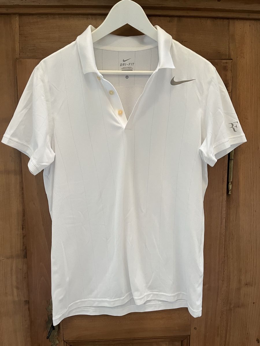 Nike T-shirt: T-Shirt von Nike, Roger Federer – Usato da Bonstetten venduto da lala_123