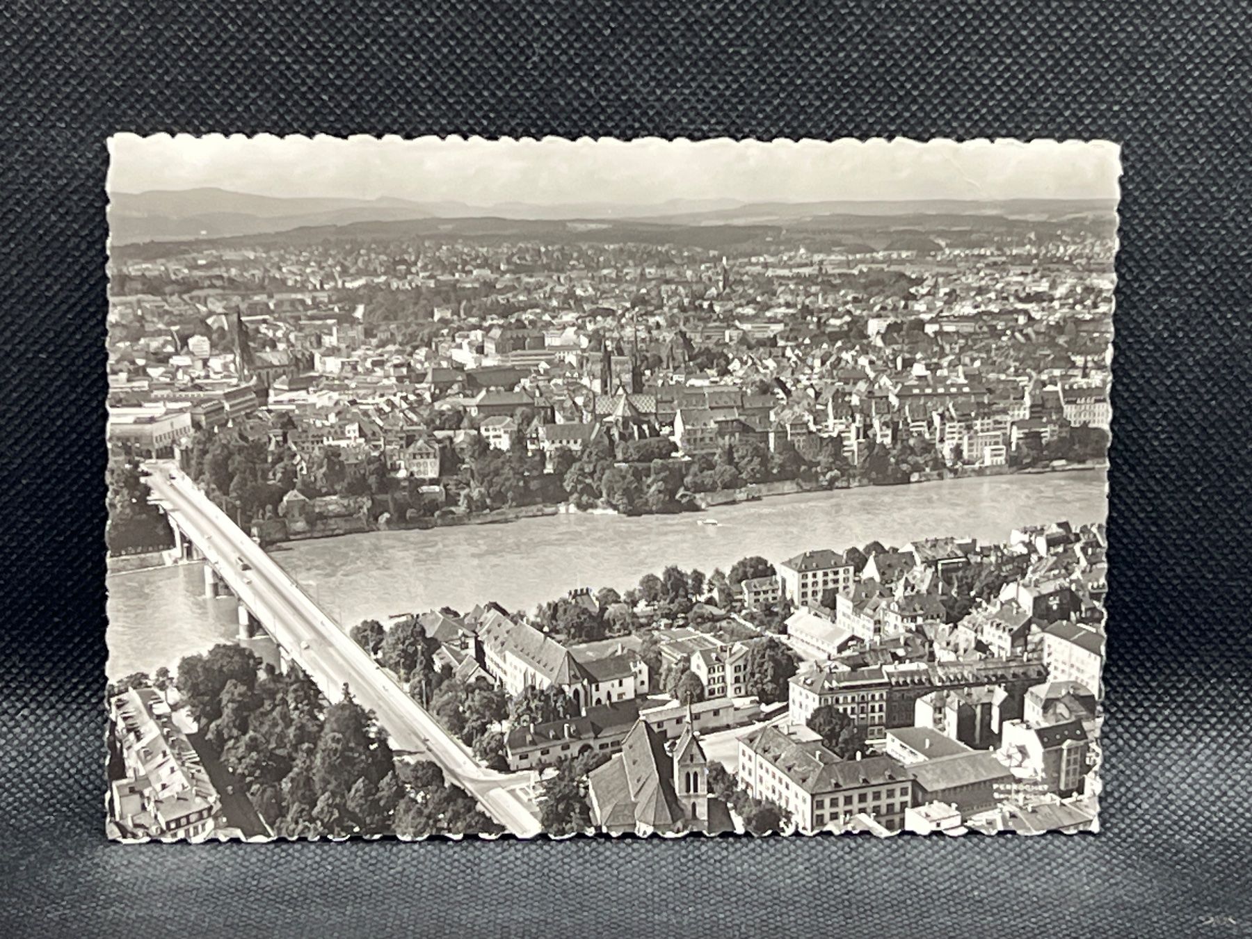 Ansichtskarten: Basel Wettsteinbrücke: Mit dem Flugzeug über... – Gebraucht aus Widnau von Brusi9