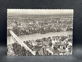 Basel Wettsteinbrücke: Mit dem Flugzeug über...