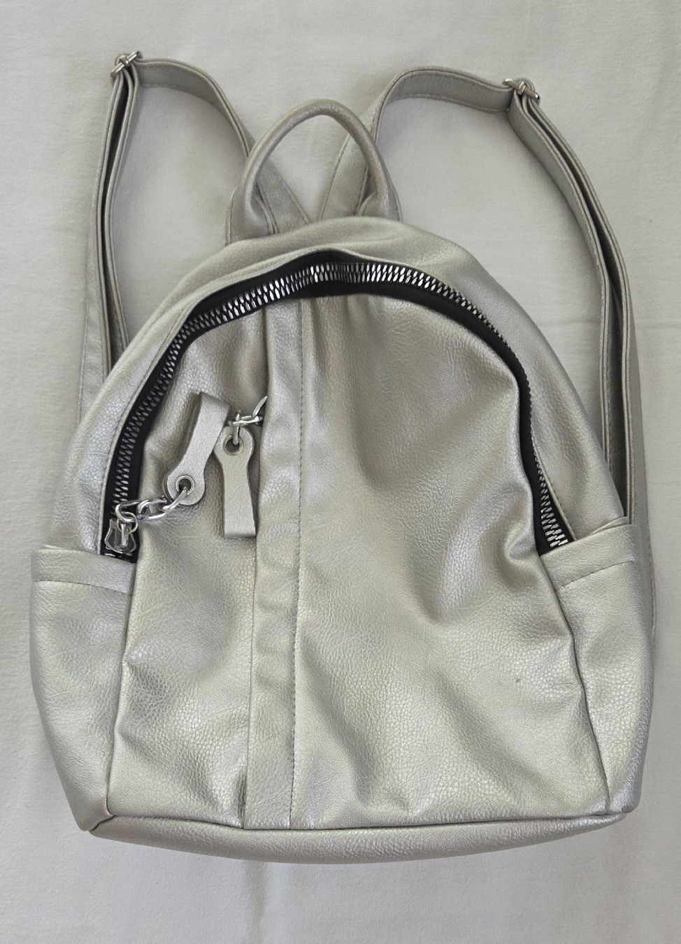 Sacs à dos: Kompakter Damen-Rucksack  – D'occasion à Belp par mar_wyp6 2