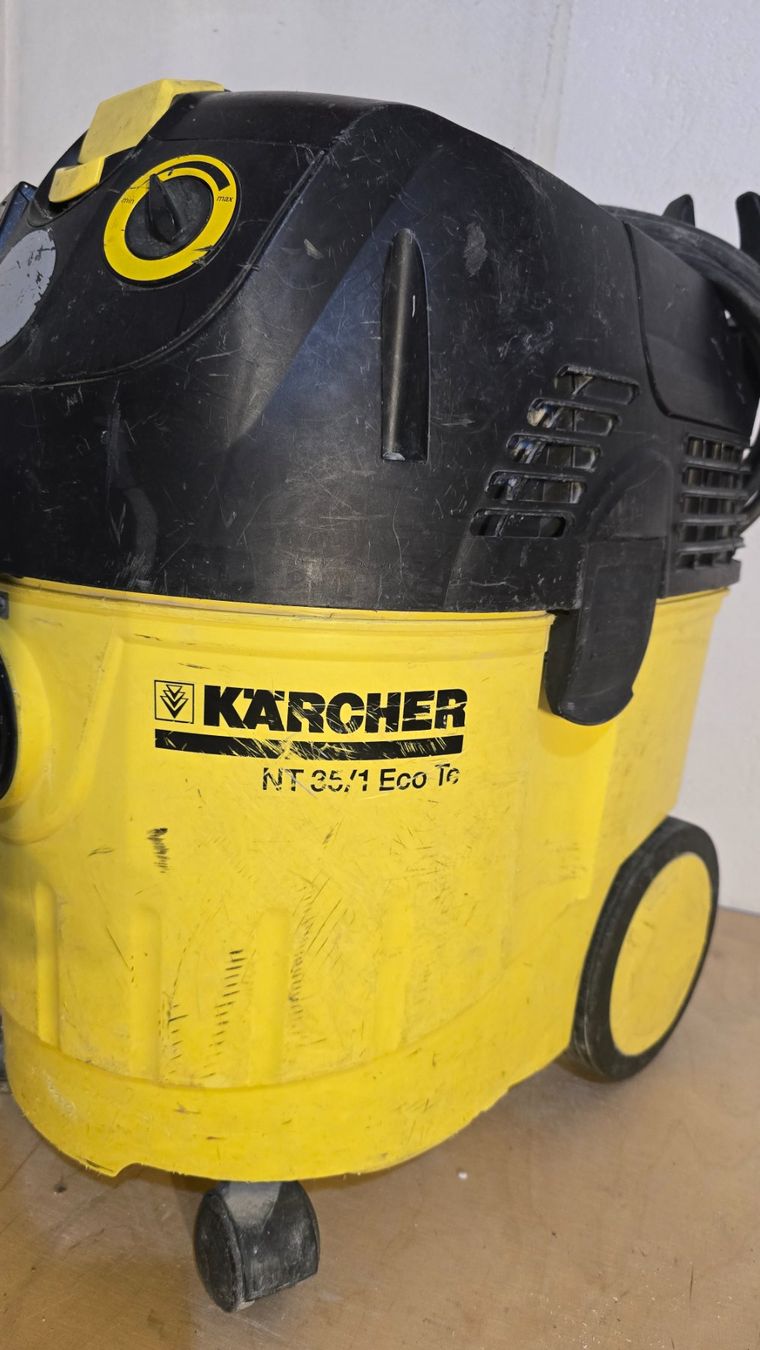 Aspirapolveri & Accessori: Aspirateur Karcher – Usato da Villarimboud venduto da pap_7579 3