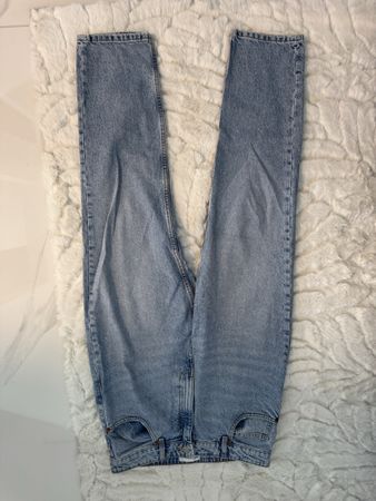 Jean bershka taille 42