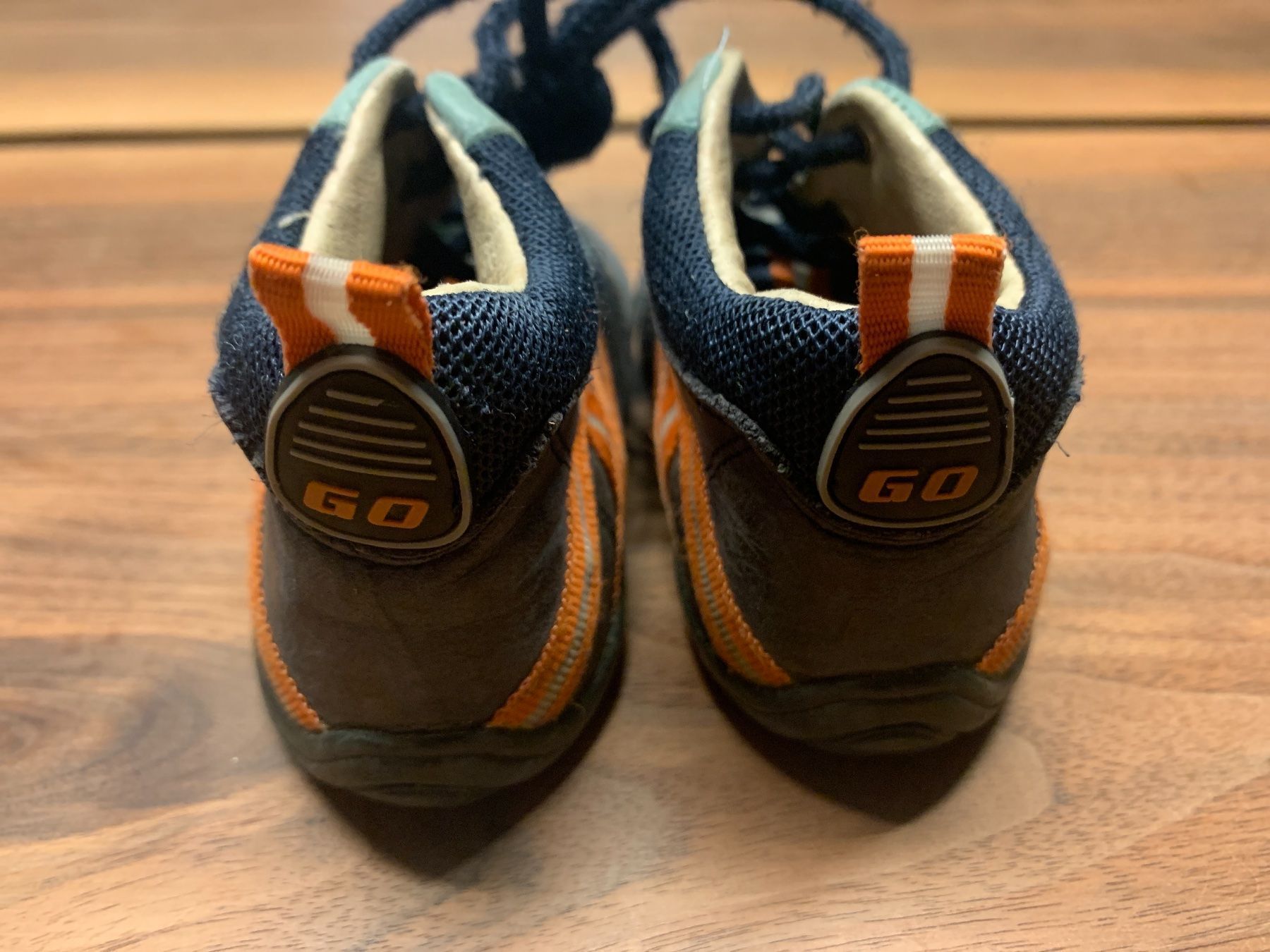 Schuhe für Jungen: Hohe Halbschuhe aus Leder Gr 20 – Gebraucht aus Kallnach von Thetrader 2