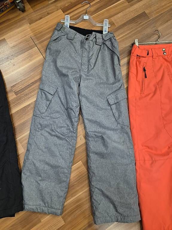 Pantaloni: 1 Skihose gr 152 nach Wahl – Usato da Schwarzenburg venduto da Flamingo07 3
