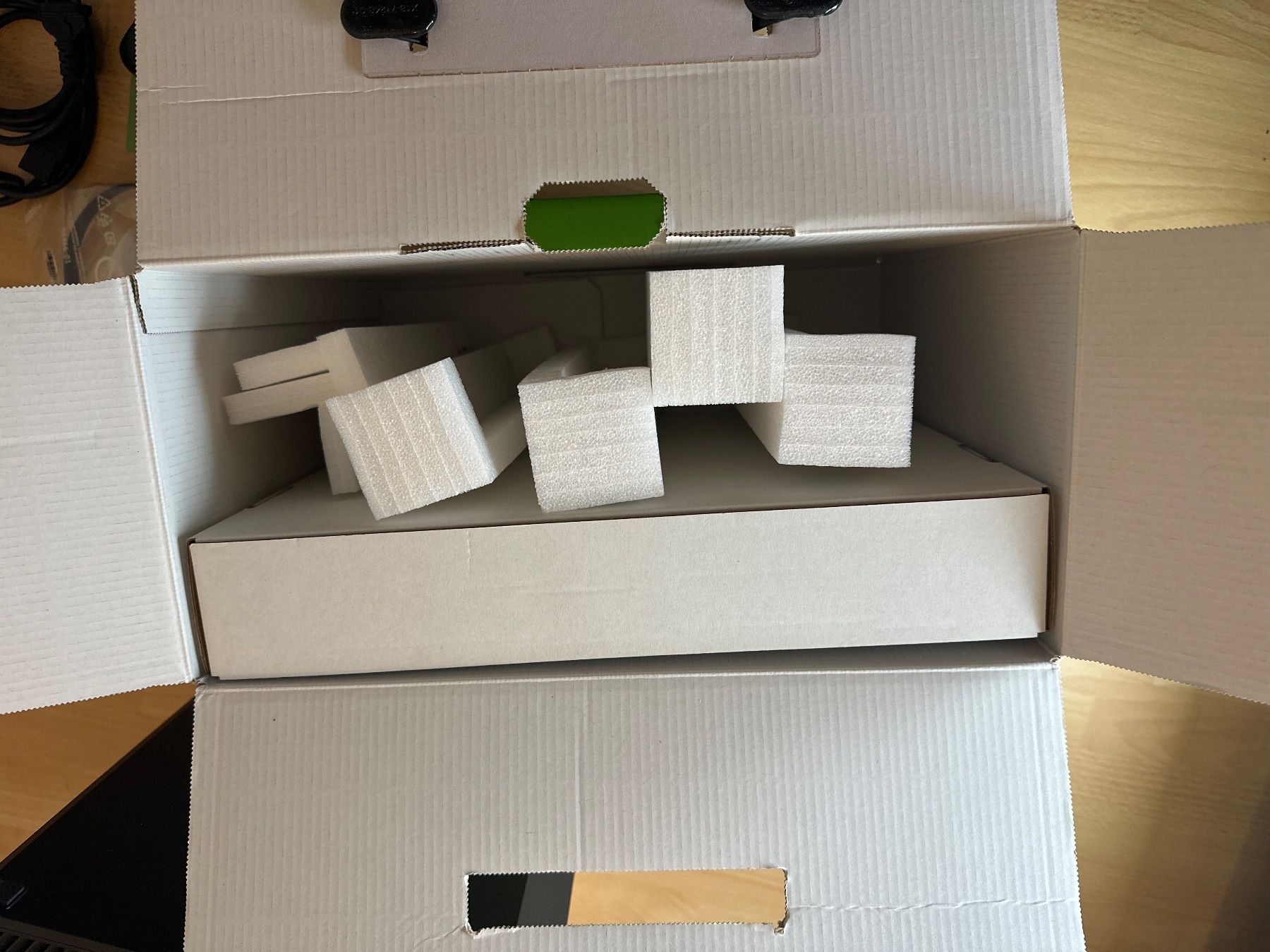 Microsoft Consoles: Xbox One Konsole mit OVP – D'occasion à St.gallen par taduz 9