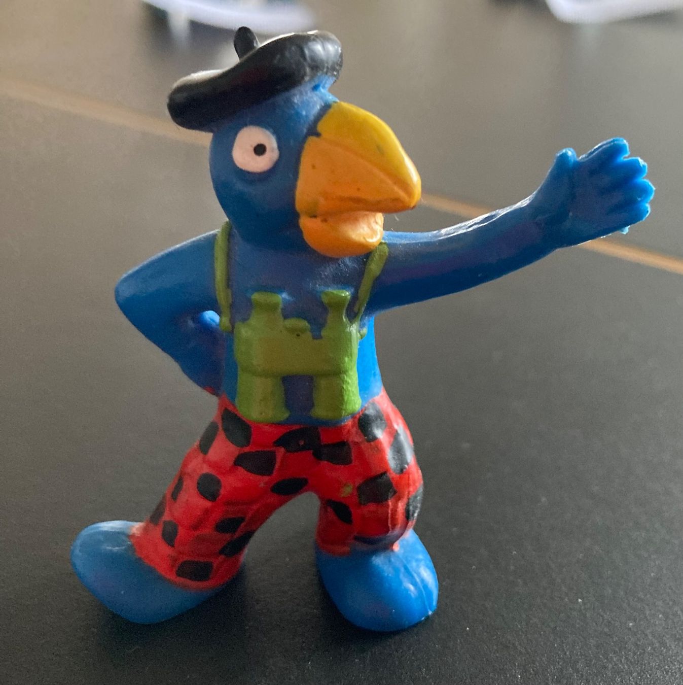 Statuette: Globi mit Feldstecher, 5 cm,  Markierung 1982 – Usato da Zug venduto da YvonneBa48