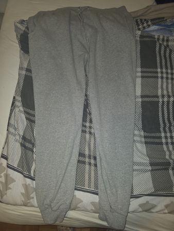 Warme, graue Herren-Jogginghose, Grösse XL, Top Zustand!