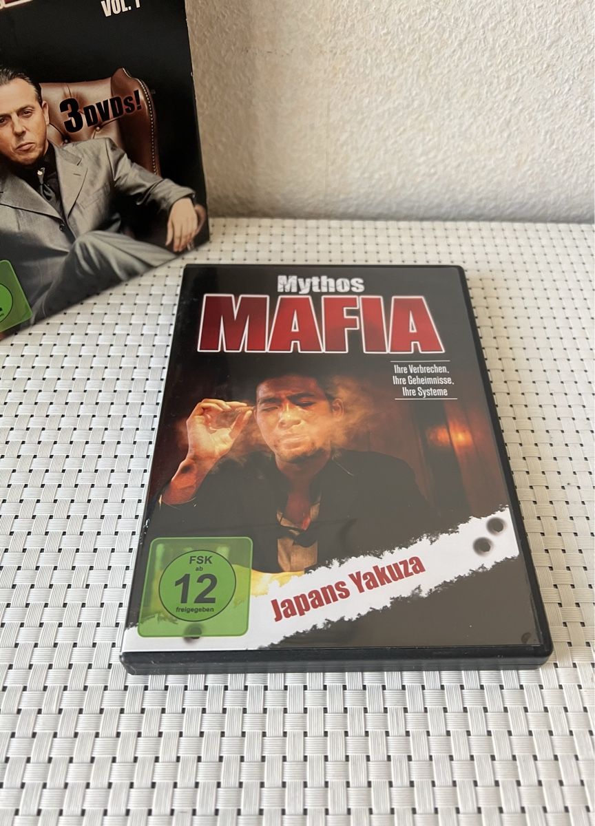 Alle DVDs: Mythos MAFIA - 3 DVDs – Gebraucht aus Flawil von NiceT 3