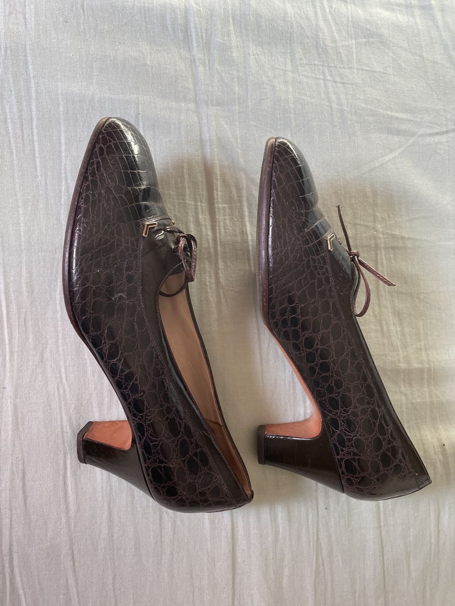 Damenschuhe: Authentic 1950s crocodile-embossed leather vintage loafer-st – Gebraucht aus Zürich von MISSYS-WONDERBAG 1