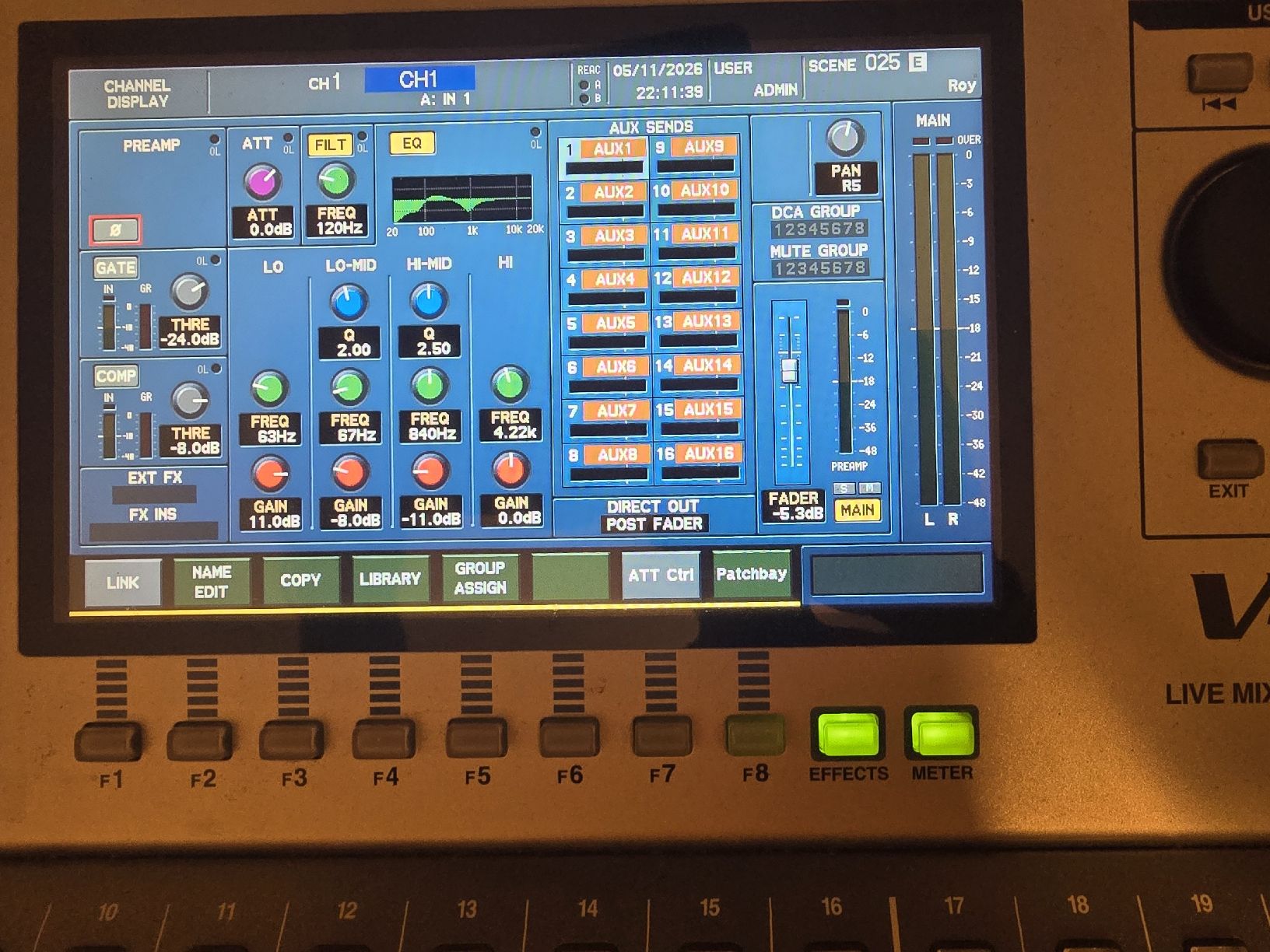 Console di mixaggio: ROLAND M-400 48-Channel Live Digital Mixing Console + Case – Usato da Zürich venduto da Roy-Events-Zurich 1