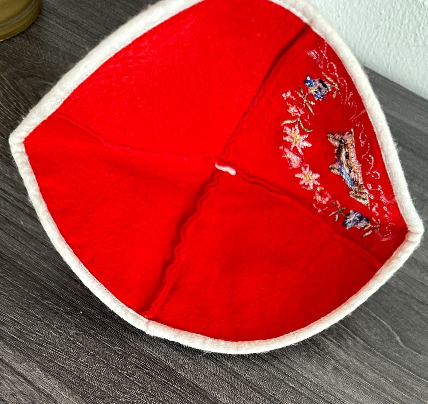 Copricapi, berretti & cappellini: Altes Sennenkäppi Jochpass – Usato da Zürich venduto da brazerola 3