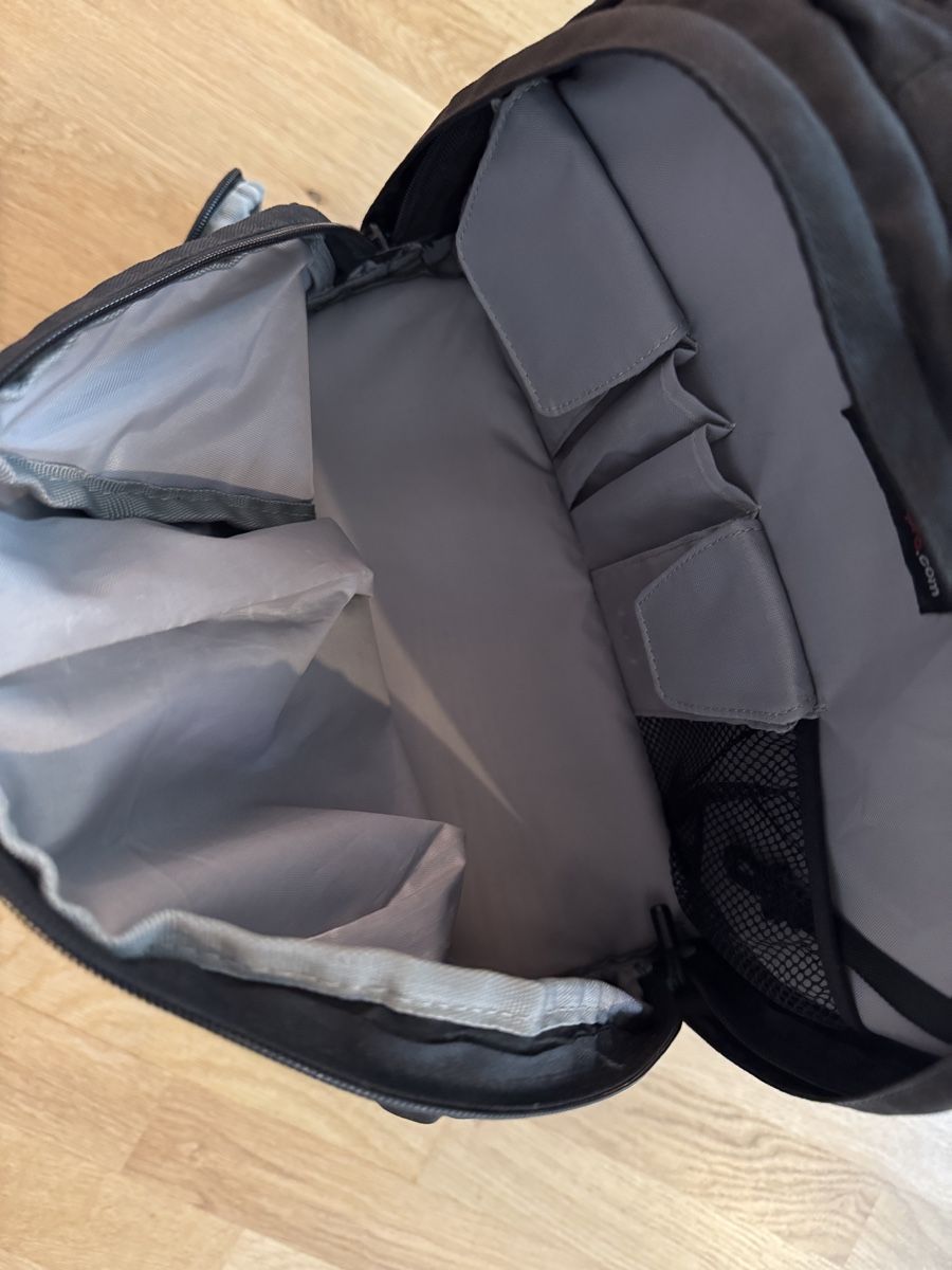 Lowepro Zaini: Lowepro Fotorucksack BP 250 – Usato da Lenzburg venduto da Li-Lo 4