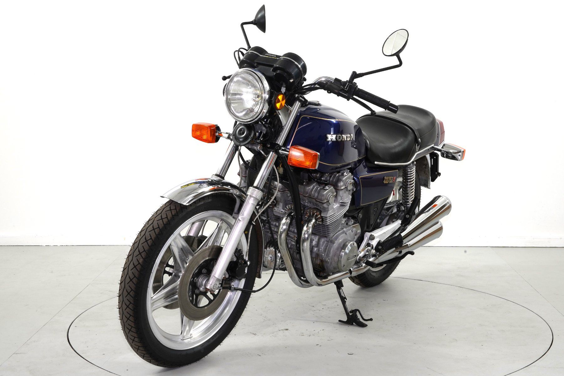 Honda Strada: Honda RC 01 / CB 750 – Usato da Winterthur venduto da MCW 3