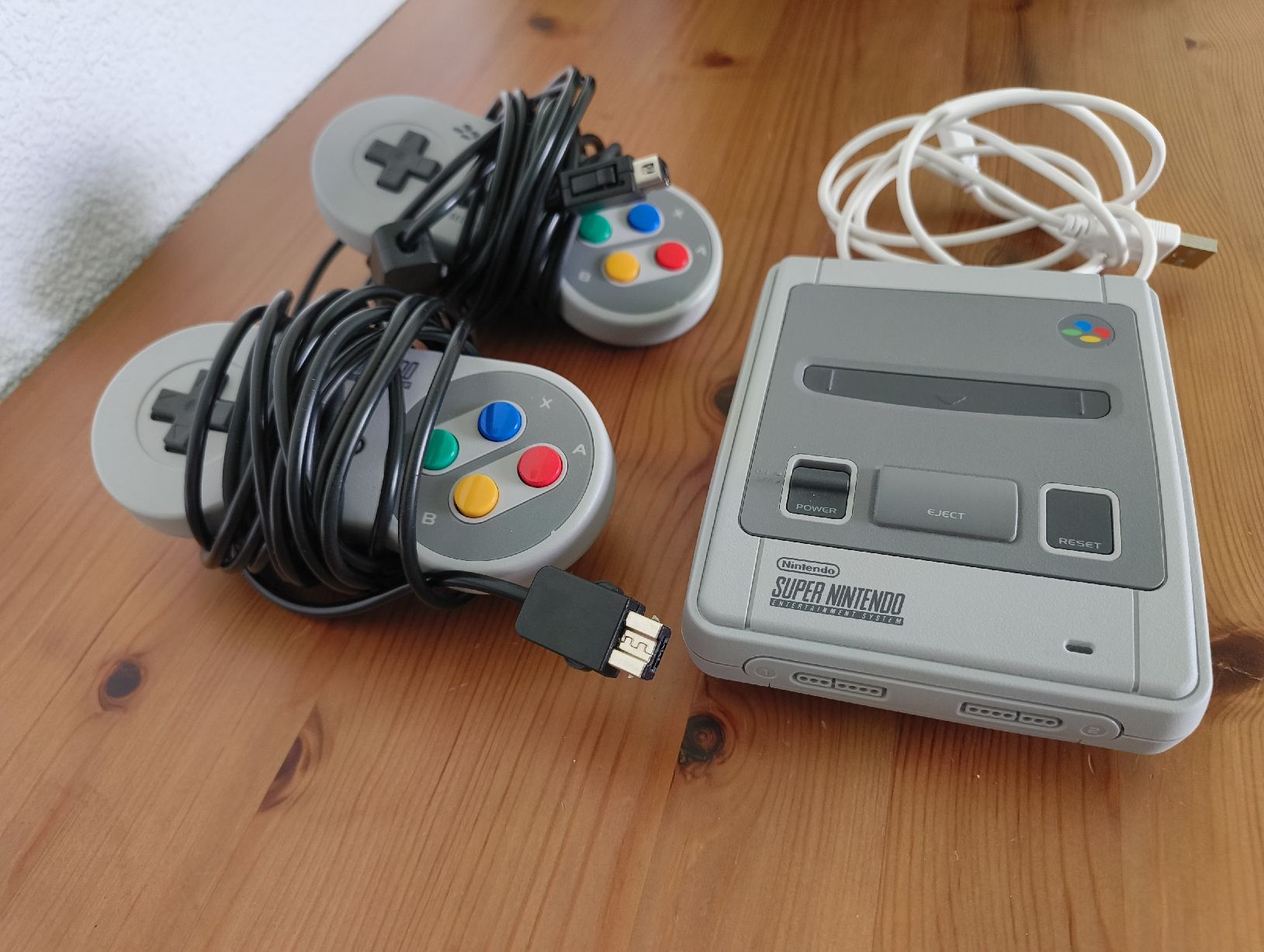 Nintendo Konsolen: Super Nintendo Classic Mini – Gebraucht aus Unterkulm von mili0908