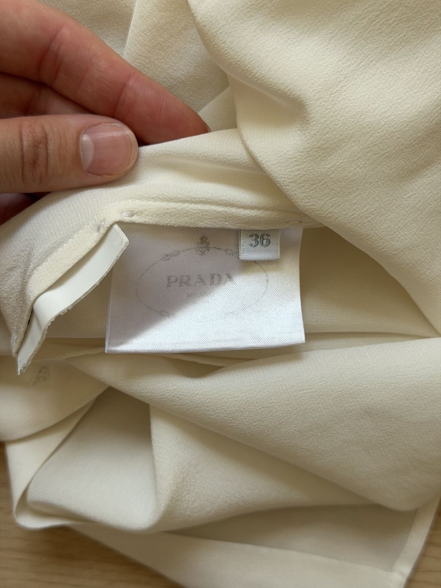Prada Blusen: Prada Bluse – Gebraucht aus Schaffhausen von LisaU 3