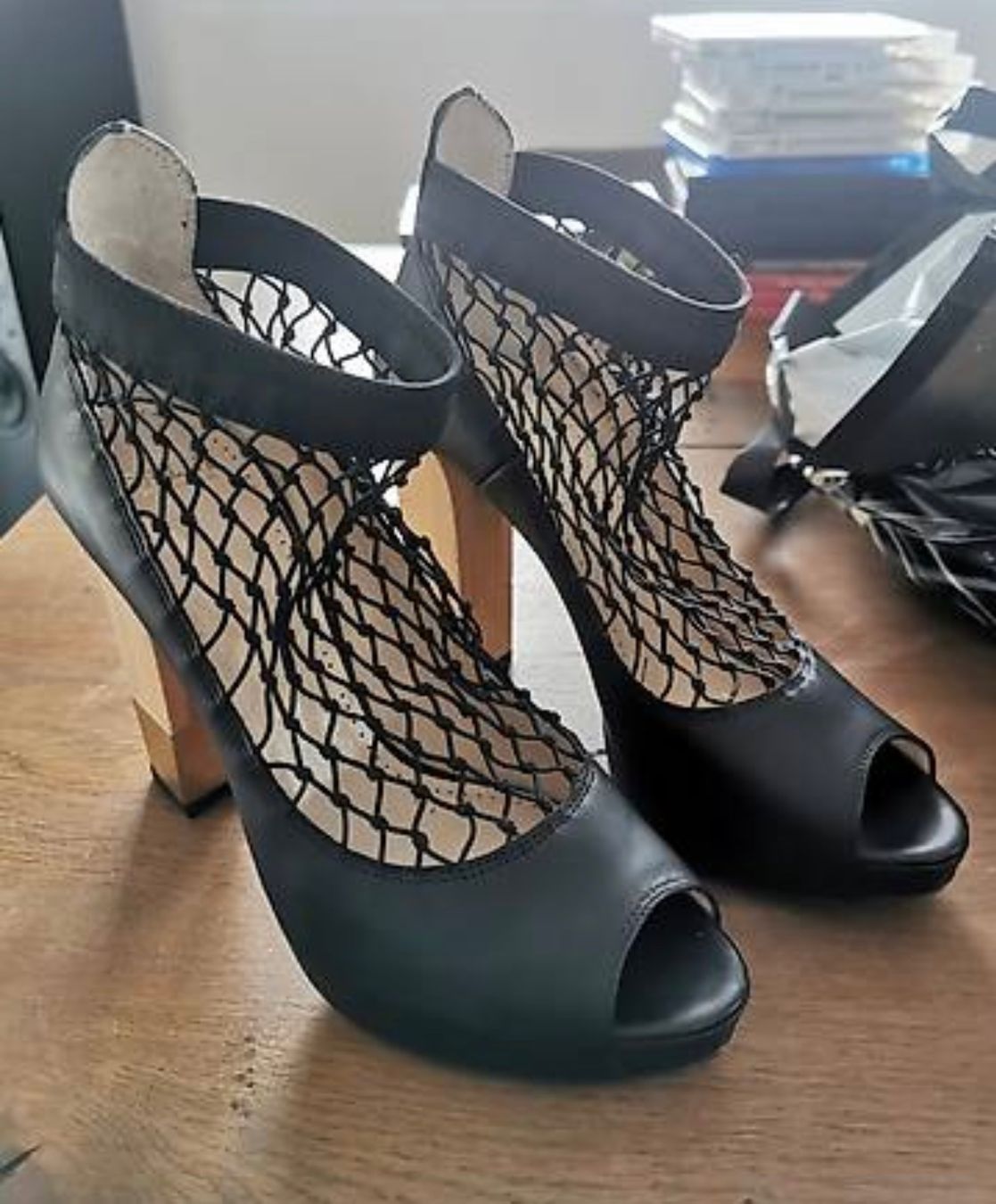 Bally Scarpe da donna: Bally Orginal High Heel – Usato da Märstetten venduto da zerolvlup