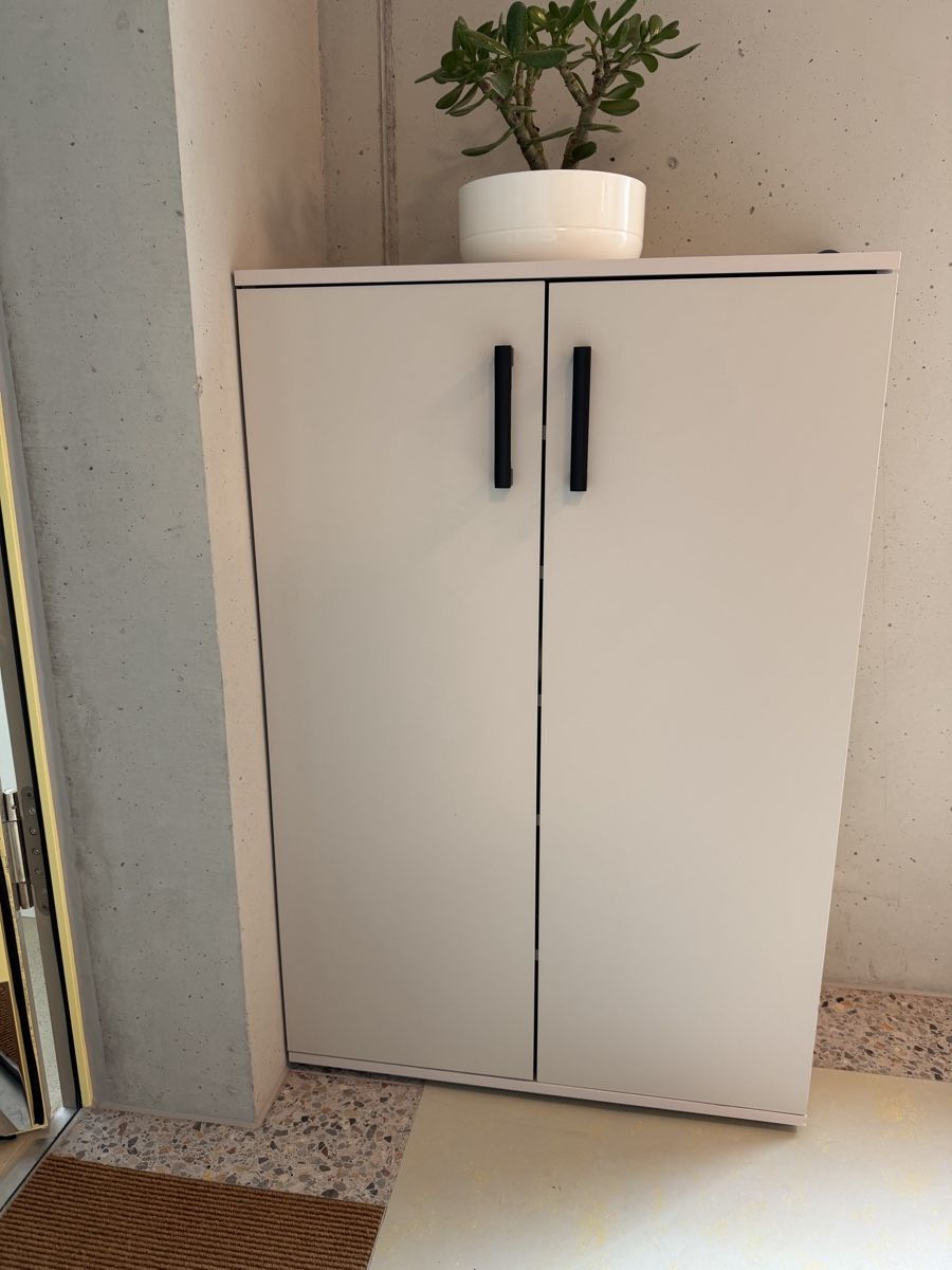Armoires: Schuhschrank 70/106/33 – D'occasion à Kloten par josuar