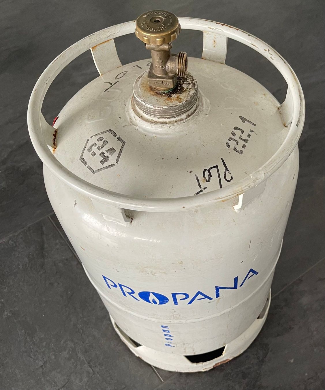 Appareils à gaz et accessoires: Gasflaschen – D'occasion à Wolfwil par kakadu78 2