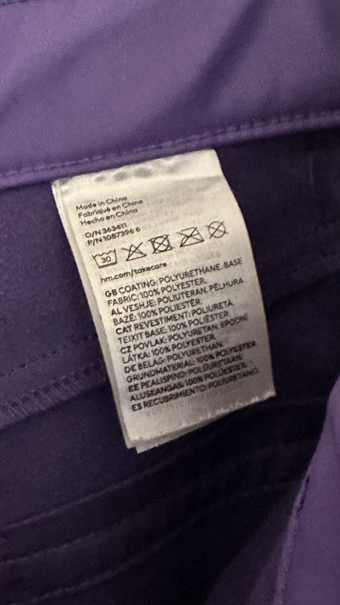 Pantaloni: Lila Kunst Lederhose Divided Gr. 32 – Usato da Jonen venduto da BMWE369 5