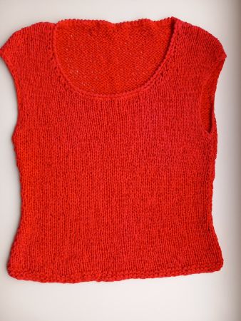 Rotes Sommer Top, Strick Top, ärmellos, Grösse M/38, neu!