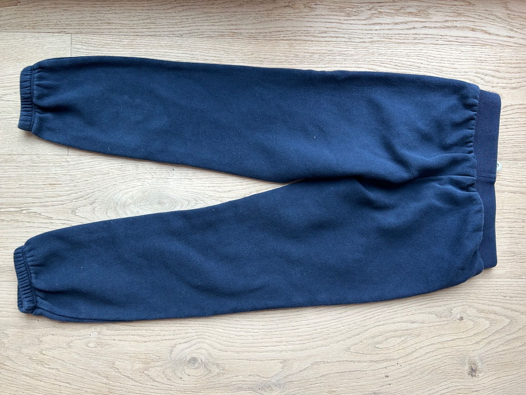 Gap Pantaloni: Trainerhose GAP, Grösse 10 – Usato da Zürich venduto da Aez.01 1