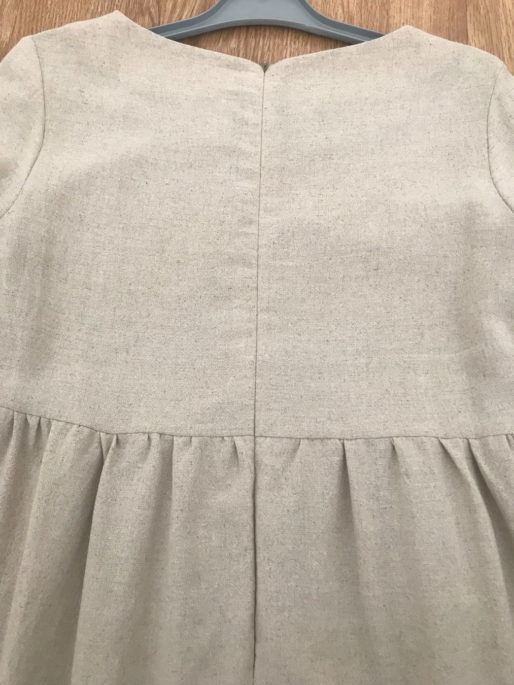 Kleider: Robe en lin/ Leinenkleid/ Vestito in lino – Neu und originalverpackt aus Fribourg von SD1910 4