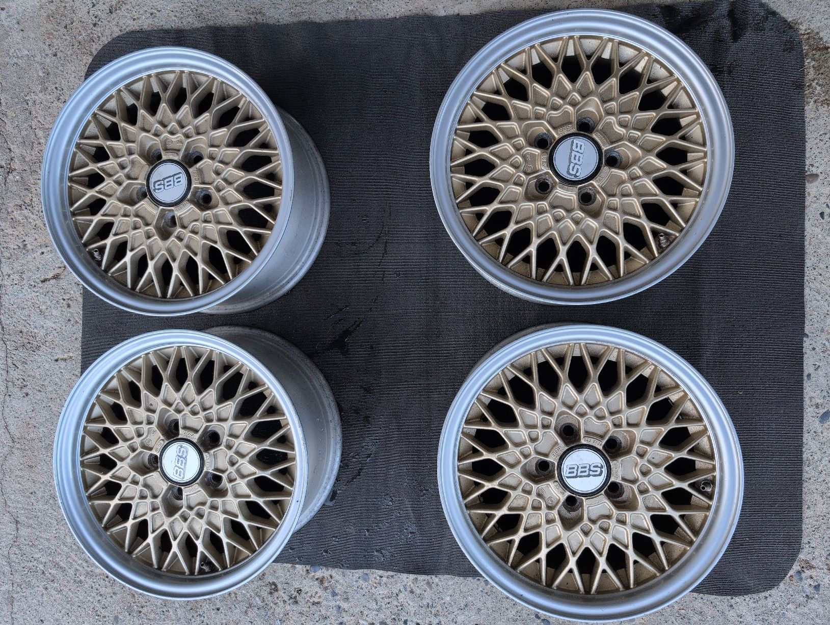 Bbs Cerchioni: BBS Felgen 15 Zoll – Usato da Uerkheim venduto da pas_tj6j