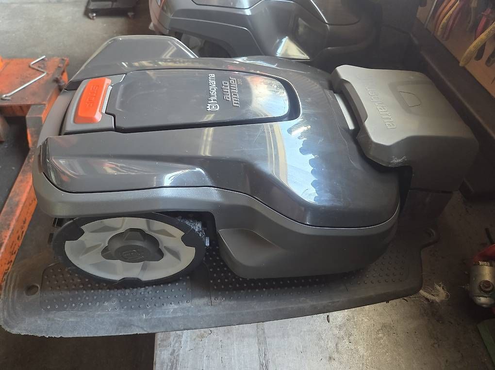 Tagliaerba: Husqvarna 305 ab Service – Usato da Walde AG venduto da dae_8ksc 1