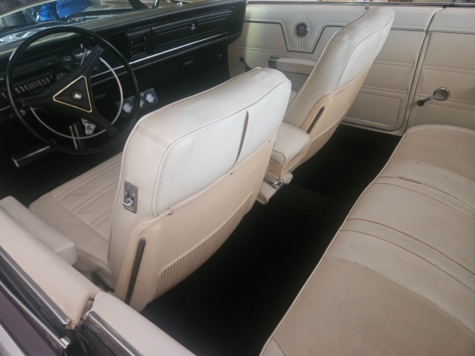 Chrysler Autos: Chrysler 300 s 1969 – D'occasion à Moosleerau par mar_lr8m 3