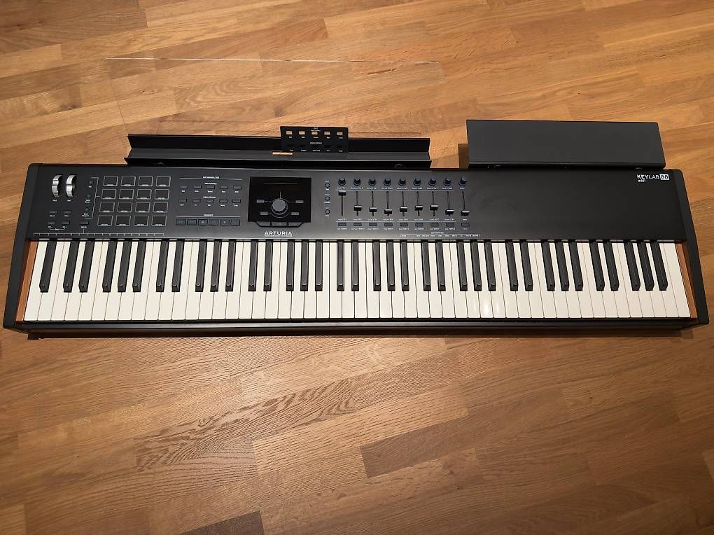 Strumenti musicali: Arturia KeyLab 88 MkII Black – Usato da Ollon VD venduto da jol_hcz9 1